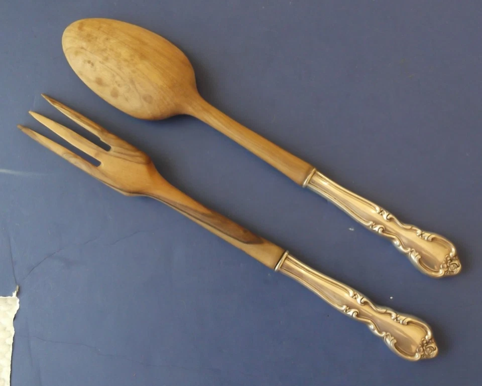 Juego de tenedor/cuchara para ensalada de madera "clásico americano" con mango de plata esterlina Easterling Foto 2 de 2