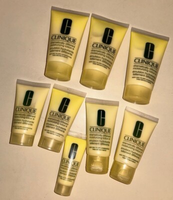 9.6 oz Clinique Dramatically Different Moisturizing Lotion + 8 Tubes