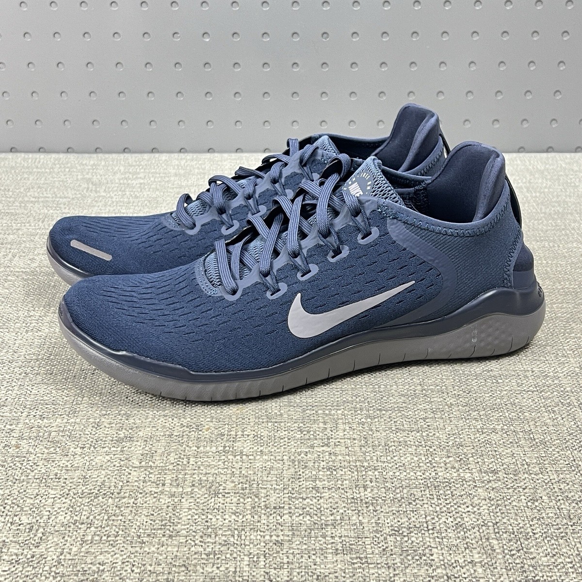 NIKE コービー4UNDEFEATED Nike Free RN 2018 Thunder Blue/Gunsmoke 942836-401 Men's