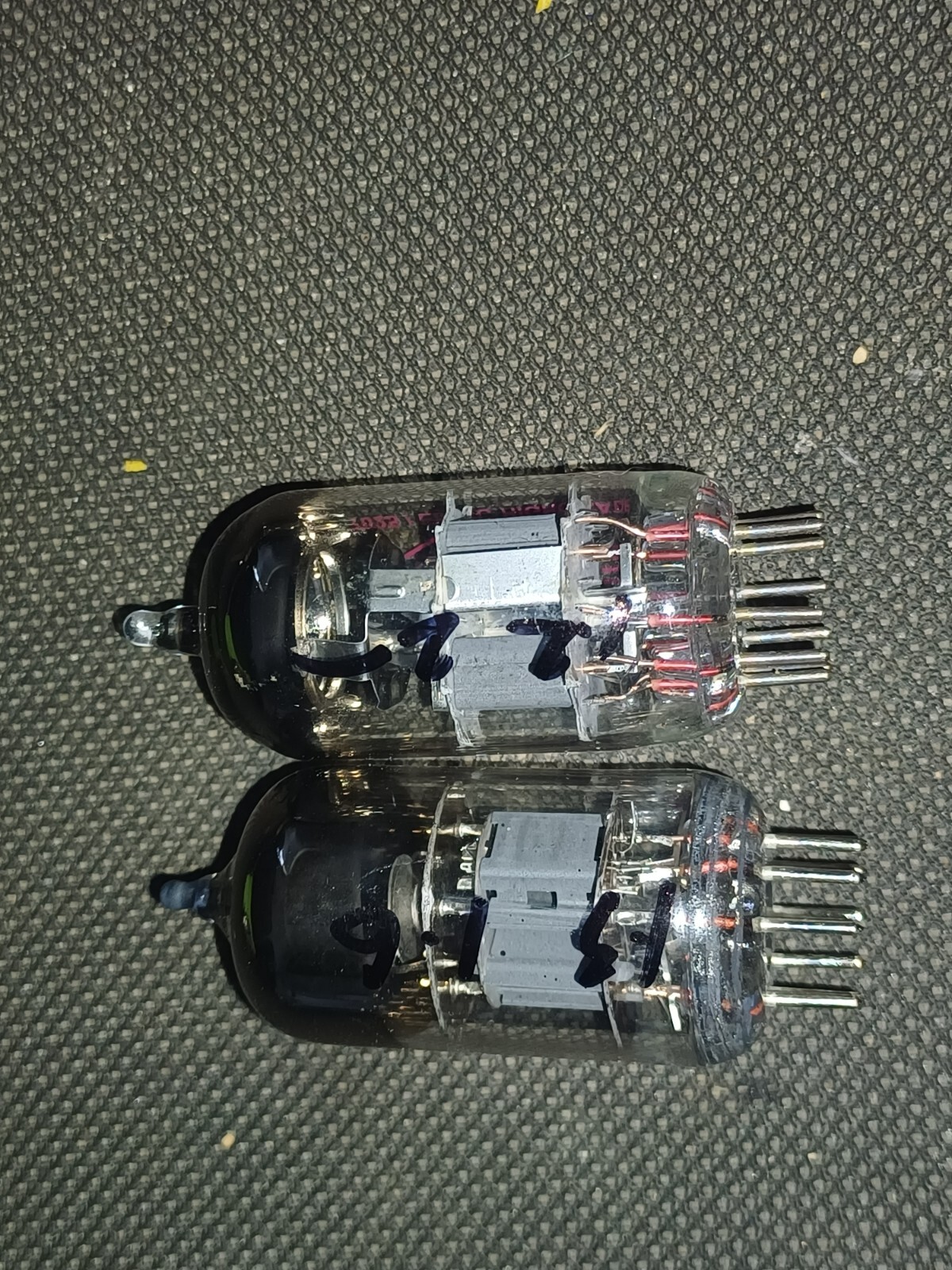 Picture 1 of 2
