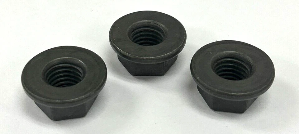 LOTE DE 25 TUERCAS BRIDA HEXAGONAL NAVISTAR Nº 30755R1 M12 X 1.75 Foto 3 de 4