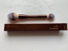 Hourglass Veil Powder Brush Puder Pinsel Dopp...