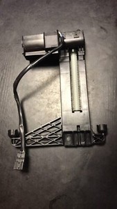 BMW 5er 7er X5 X6 Sitz Kopfstütze Antrieb kopfstützenhöhenverst Memory 7111364