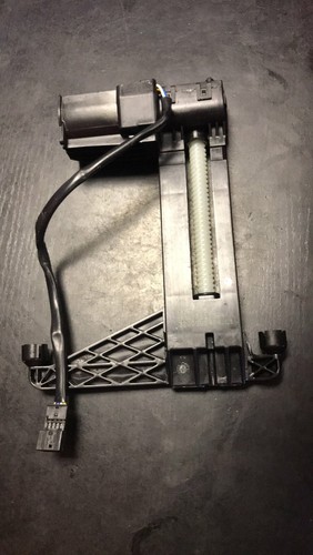 BMW 5er 7er X5 X6 Sitz Kopfstütze Antrieb kopfstützenhöhenverst Memory 7111364