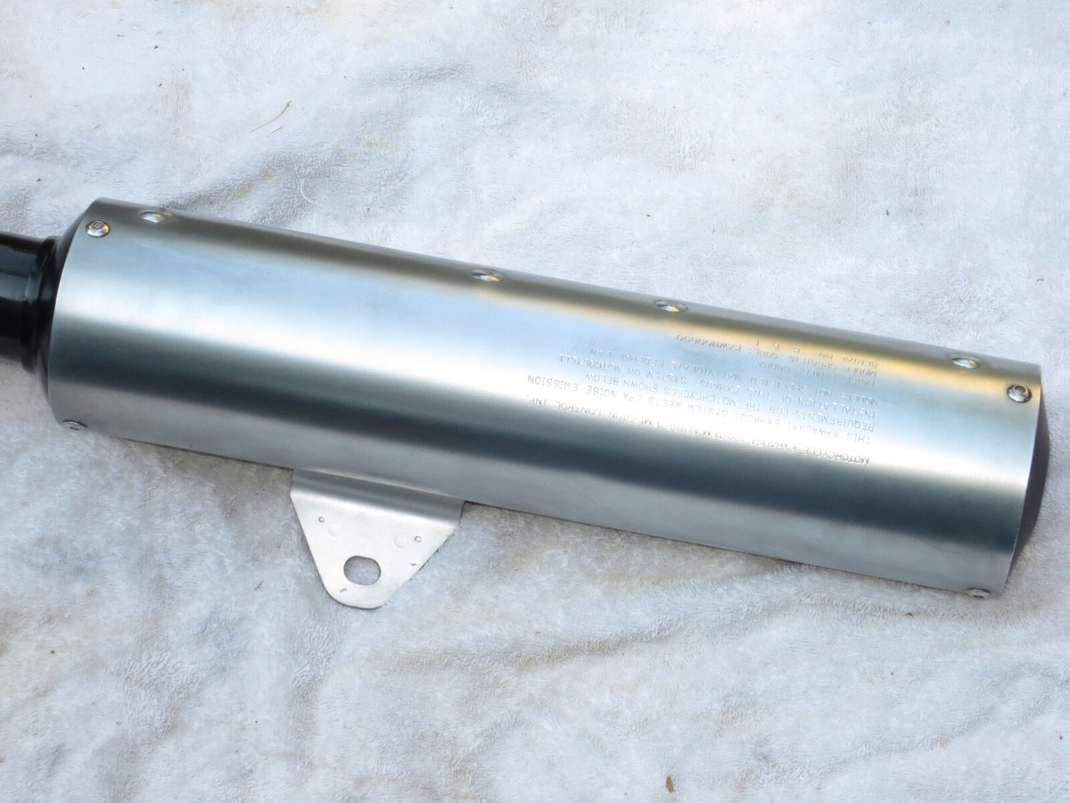 専用♫ KAWASAKI ZX600 NINJA 1985-89 RIGHT SIDE EXHAUST / MUFFLER