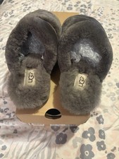UGG Falls Slippers Brand New Size 6 Women's