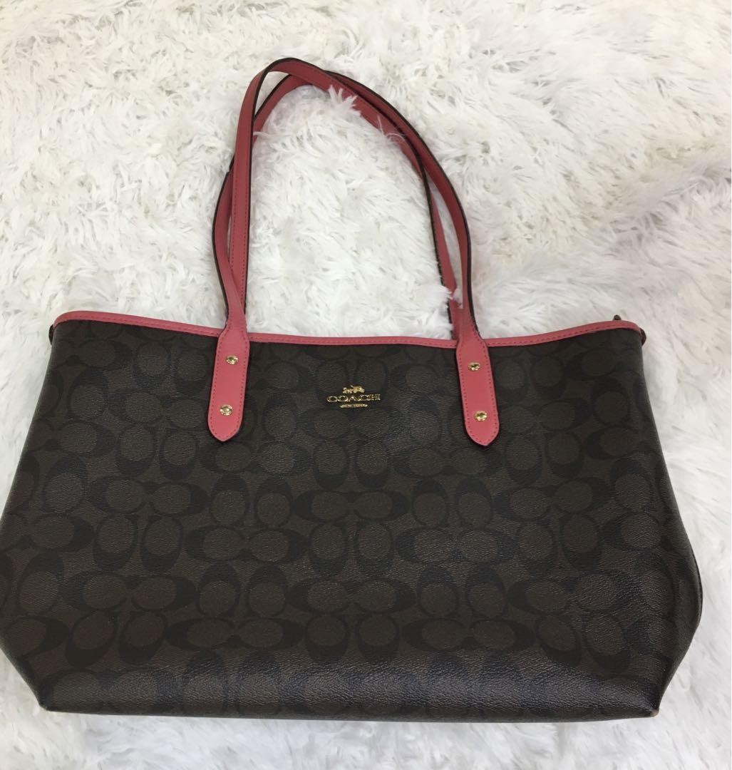 Coach Signature PVC Canvas Tote Bag in Brown and Red - Pre-Owned