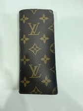 Authentic LOUIS VUITTON Monogram Etui Lunette Simple Eyeglasses Sunglasses Case