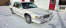 1991 Cadillac DeVille Sharp looking triple white Coupe Deville with a 4.9 Look!!