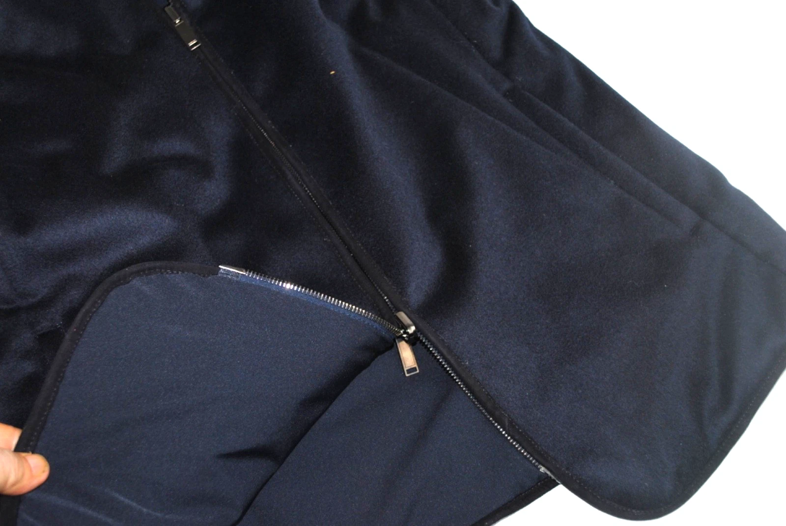 KIRED BY KITON NAPLES REVERSIBLE SLEEVELESS 1250.00 POSTER. SIZE 54 PURE CASHMERE - product detail image 8