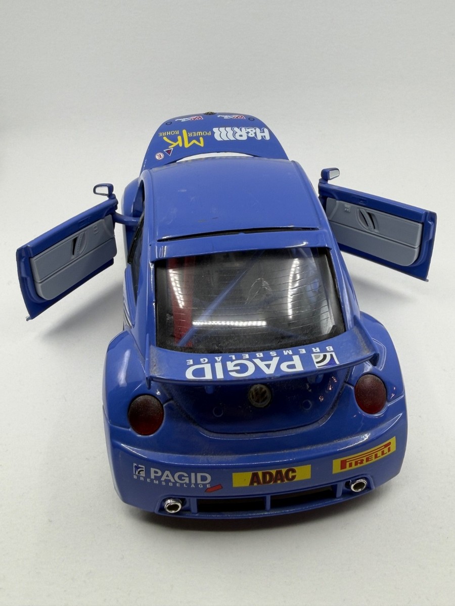 Bburago Volkswagen New Beetle Cup 1999 1:18 Diecast Racing Car