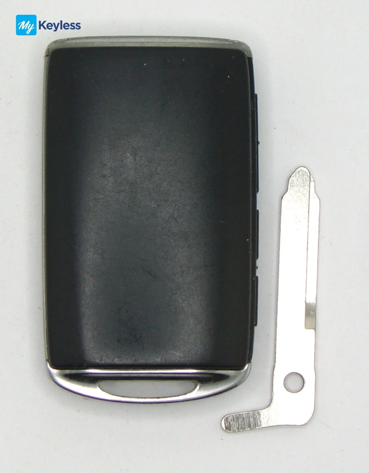 Single OEM Mazda Smartkey Remote Transmitter Four Button USED UNCUT WAZSKE11D01 image 2