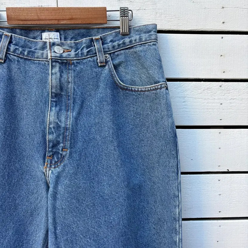 Calvin Klein Made in USA Denim Pants, Size 31.5 thumbnail 6