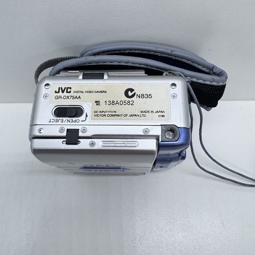 JVC GR-DX75AA Mini DV Video Camera Camcorder *WORKS SPORADICALLY PARTS / REPAIR* - Picture 6 of 9
