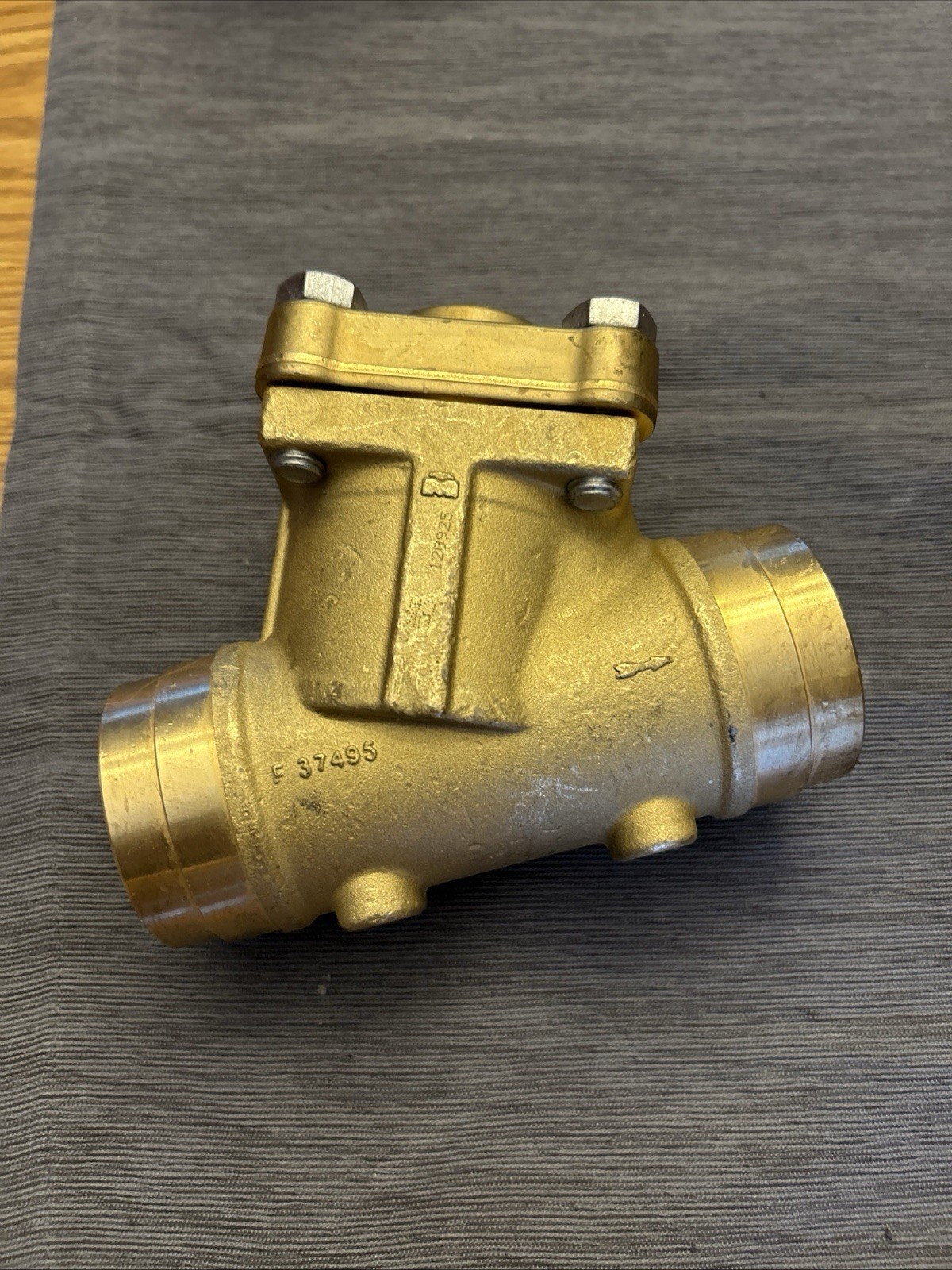 Mueller Industries B34239 2 1/8 Four-Bolt Check Valve