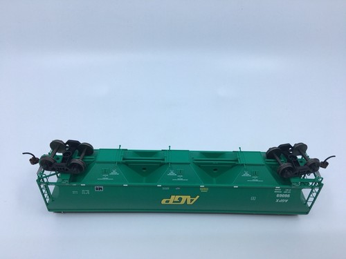 HO Athearn RTR 89473 AGP AG Processing Trinity 3-Bay Covered Hopper AGPX #96069 - Bild 8 von 9