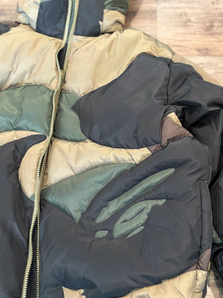 Bape 1st Camo Nylon Down Puffer Jacket BRAND NEW Size M - Image 3 of 4