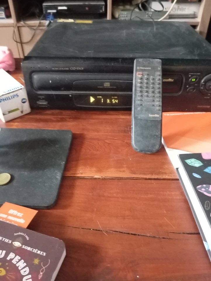 Lecteur laserdisc Pioneer CLD-S310F - Photo 2/4