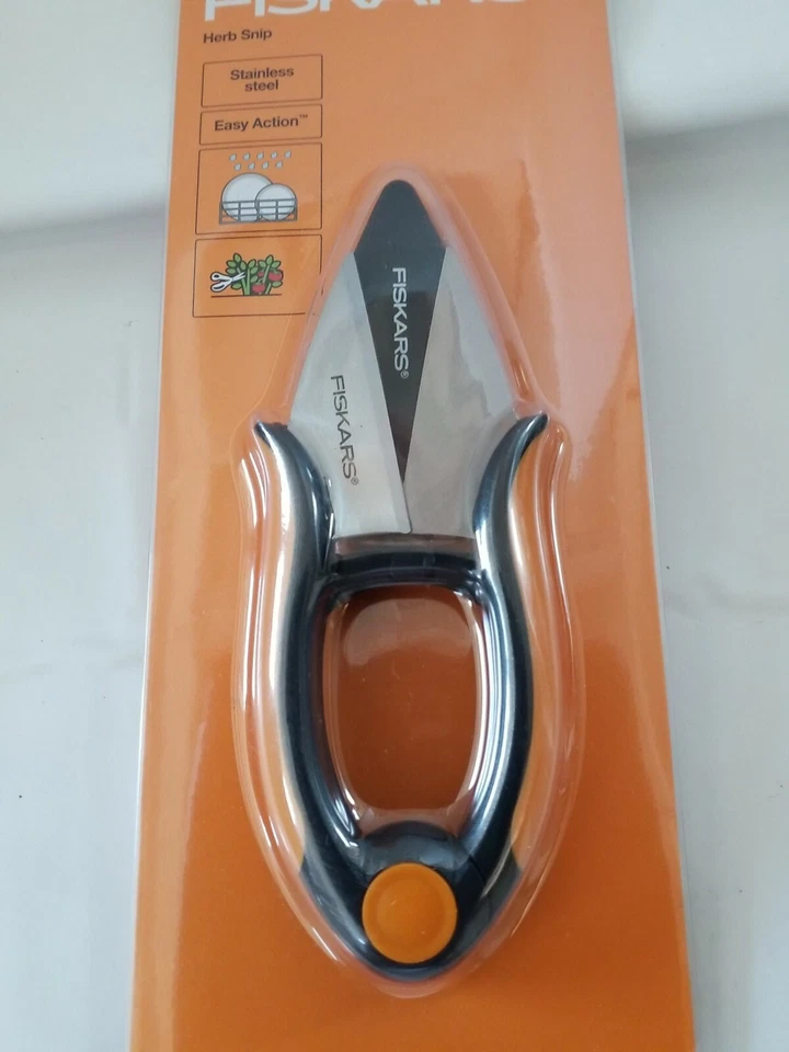 2 Fiskars Spring Action Stainless Steal Blades Herb & Floral Snips With Sheath - Image 2 of 3