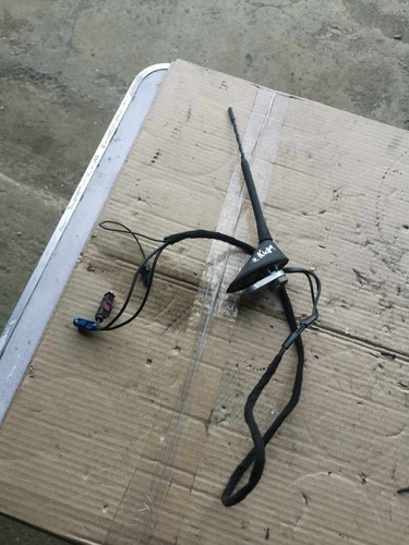 FORD KUGA MK1 ROOF AERIAL ANTENNA 2008 TO 2012 8V4T-18A978-BA