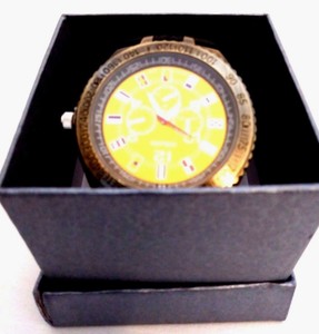 New Man S Large Strada Quartz Watch Flags On The Dial Yellow Background Water R Ebay