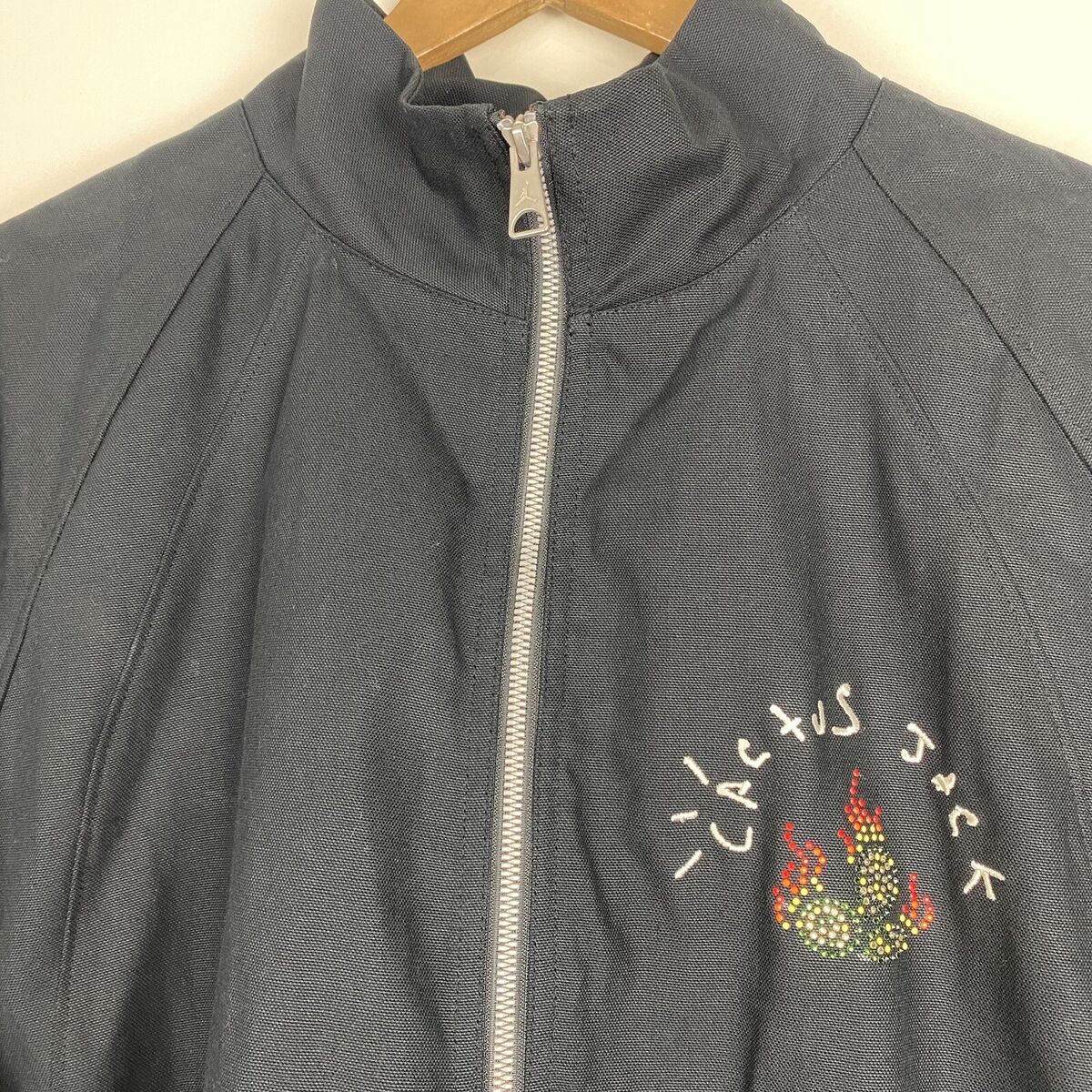 NIKE × TRAVIS SCOTT JORDAN TRACK JACKET Nike Air Jordan x Travis Scott Cactus Jack Woven Jacket