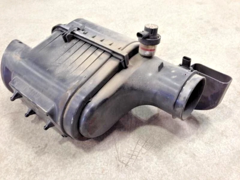 2008-2009 Ford F250 F350 Super Duty 6.4L Diesel Air Cleaner Intake Box Assembly Foto 3 de 4