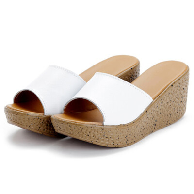 simple slippers for ladies