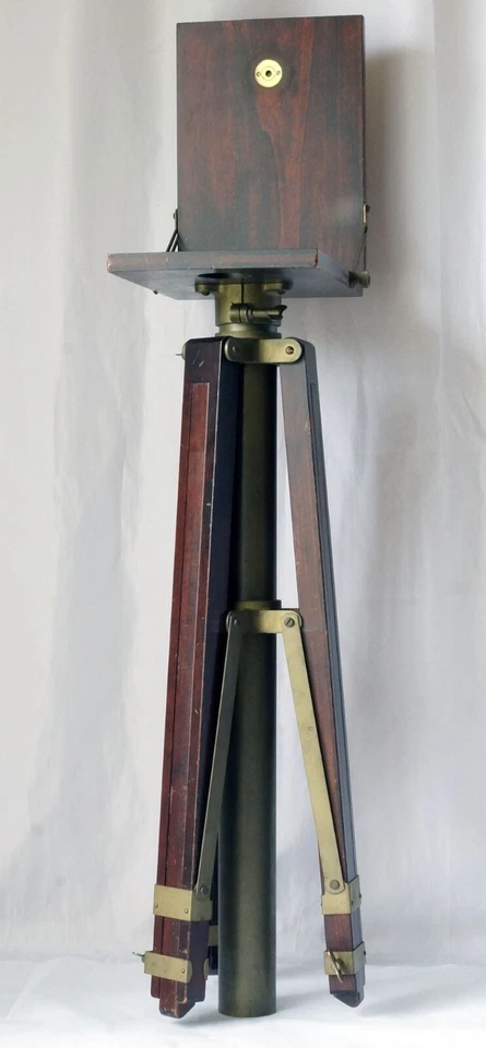 Vintage Graflex FOLMER COMPACT STAND Large Format Camera Tripod Barely Used Rare - Image 3 of 4