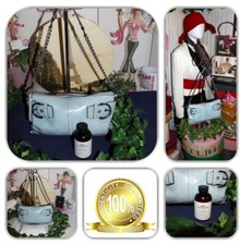 ALLURING COACH BLUE SINGLE CHAIN HANDBAG  COACH LEATHER MOISTURIZER LOT