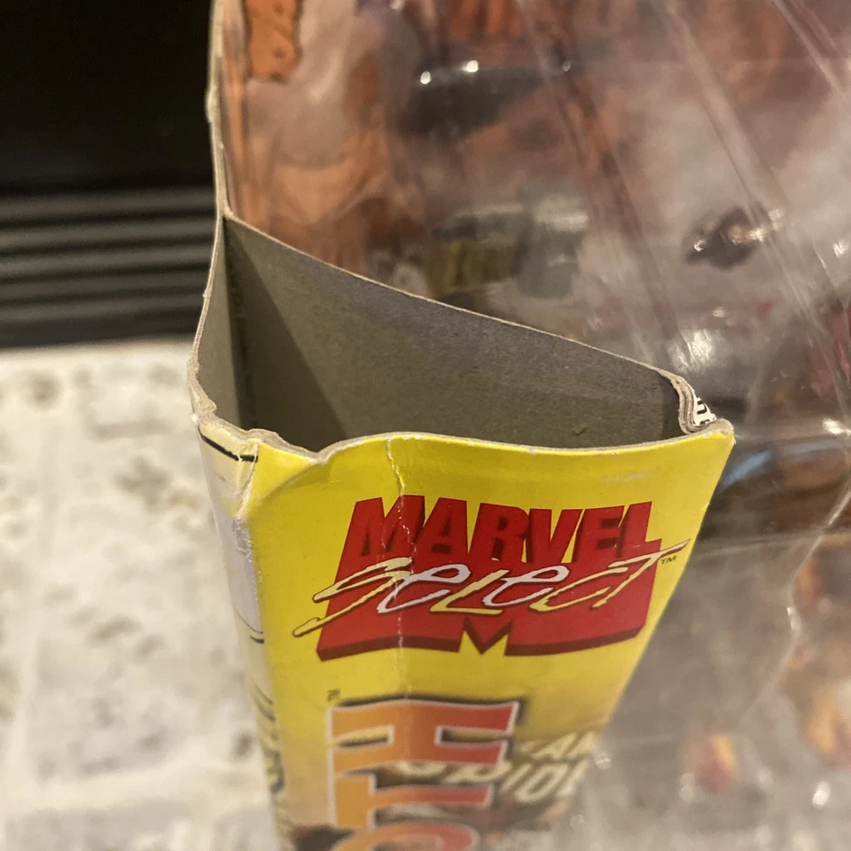 Figura de acción de coleccionista Diamond Select Marvel Comics X-Men SABRETOOTH * NUEVO Foto 2 de 4