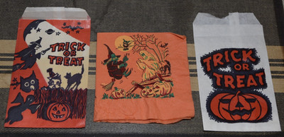 Vintage HALLOWEEN Candy Treat Bag NAPKIN 60s Decoration Witch Pumpkin Ghost