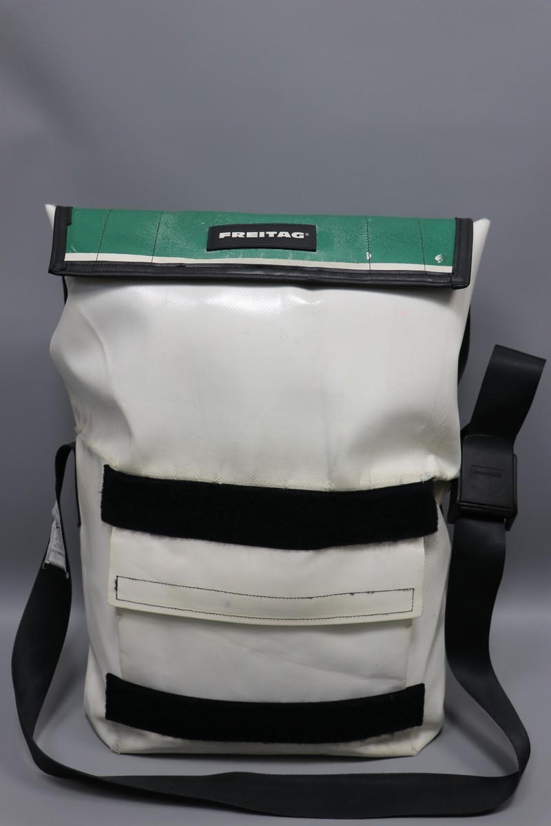 FREITAG F12 DRAGNET White/Green Recycled truck tarps MESSENGER