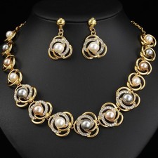 Bridal Pearl Jewelry Set for Women   Elegant Necklace  Earrings Duo