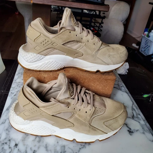Nike Air Huarache Sneakers Donna Taglia 9 Grano Scamosciato Scarpe da Ginnastica AA0524 200