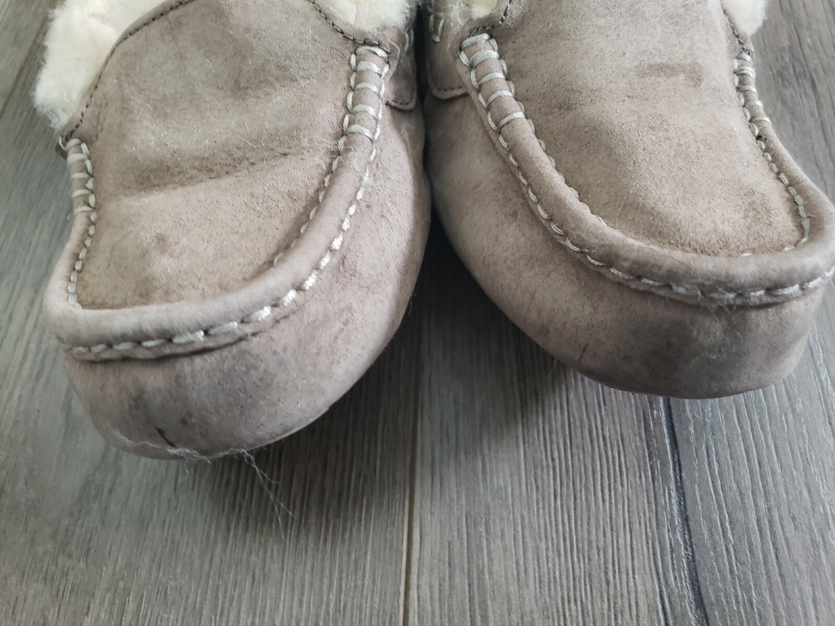Ugg Womens Moccasins In Size Japan size 24- US 7 | eBay Ugg Womens Moccasins In Size Japan size 24- US 7 | eBay