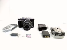 Olympus Pen E-PL1 M. Zuiko Digital 14-42mm lens  32GB Card Bundle - Tested 