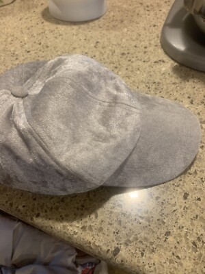 marcus adler hat