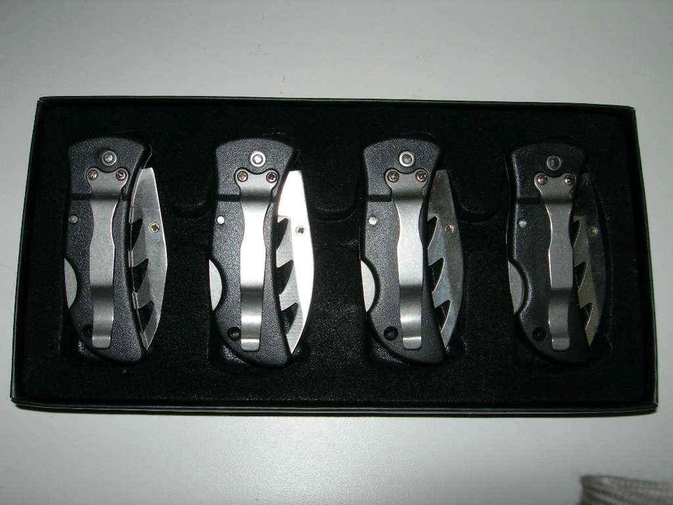 ¡JUEGO DE 4 NAVAJAS DE BOLSILLO PARA ESCARCHA "WILDLIFE" CON CLIPS Y HOJA DE 2 PULGADAS! L@@K! Foto 4 de 4