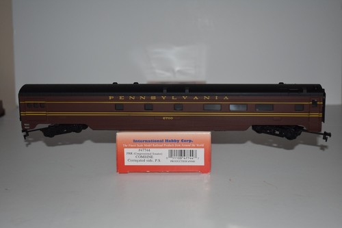 Coche combinado de pasajeros Pennsylvania escala HO IHC 47744 6700 C44076 | Zustand: Used