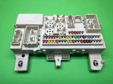 Mazda 3 BS4J66730D 519200042 Fuse Boxes