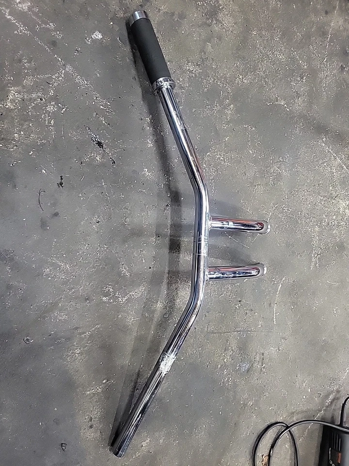 Manillar recto Kawasaki Vulcan 1500 2002-2003 Mean Streak Foto 3 de 4