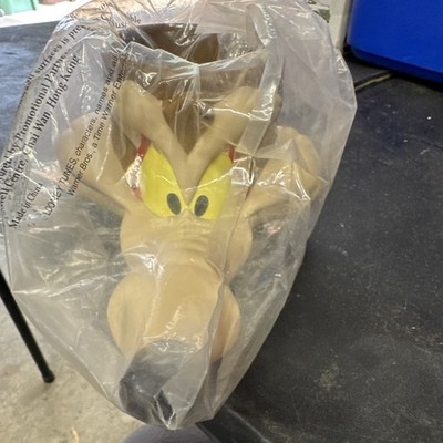 Looney Tunes Wile E. Coyote Figural Plastic Mug 1994 Warner Bros. Vintage