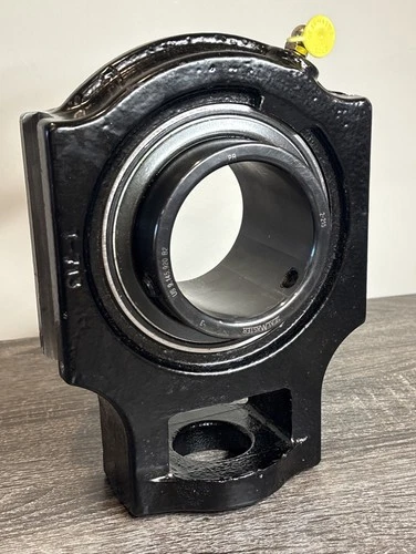 SEALMASTER ST-47 Take-Up Ball Bearing Unit 2-15/16” Bore Cast Iron