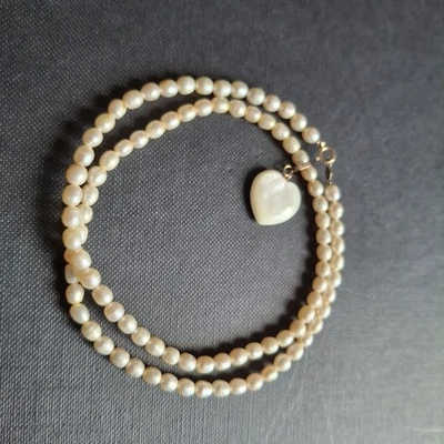 Perlen Kette mit  585 ger gold,  Kette mit Herz,  Perlen Collier Perlkette  - Bild 1 von 4