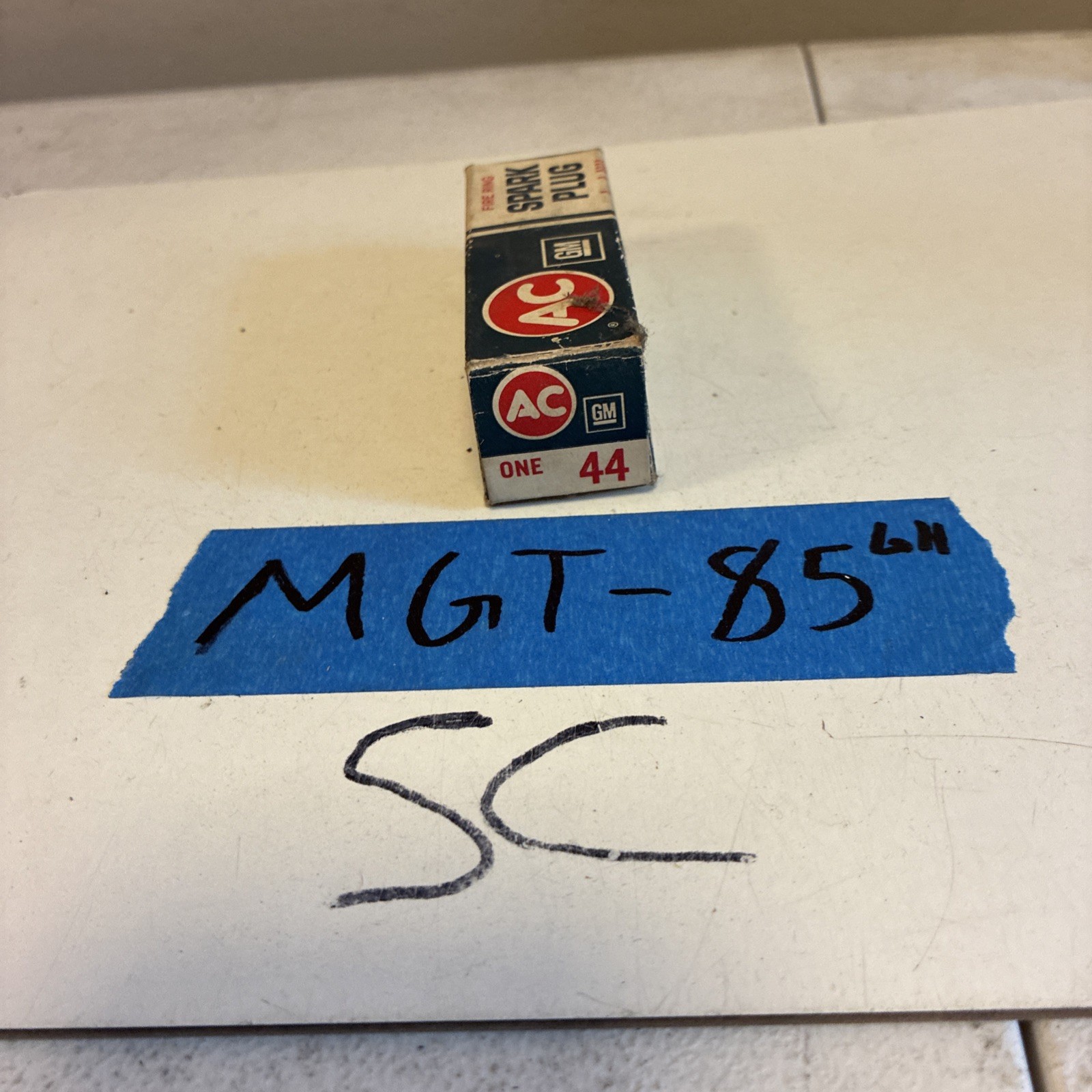 AC Delco Spark Plug R44 Durable High Quality NOS Part