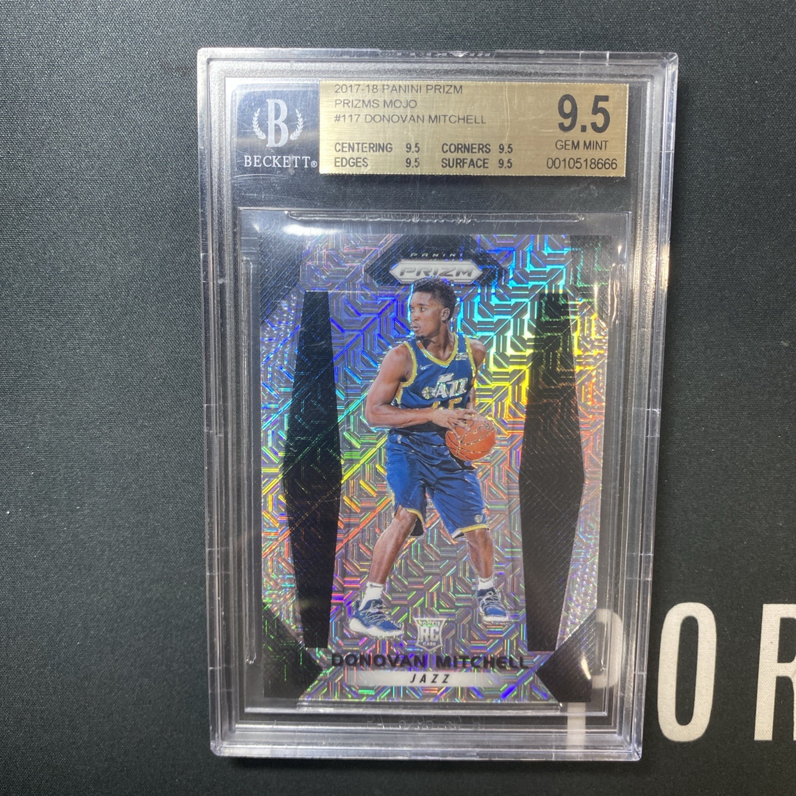 2017-18 Panini Prizm Donovan Mitchell Mojo Prizm Rookie /25 BGS 9.5