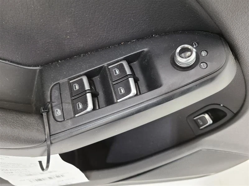 2009-2016 Audi A4 LH Left Front Door Trim Panel 8K1867103ACWFA Foto 4 de 4