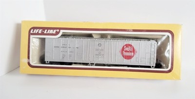 Bachmann HO Scale 51' Swift Mechanical Steel Reefer Swifts Premium Refrigerator