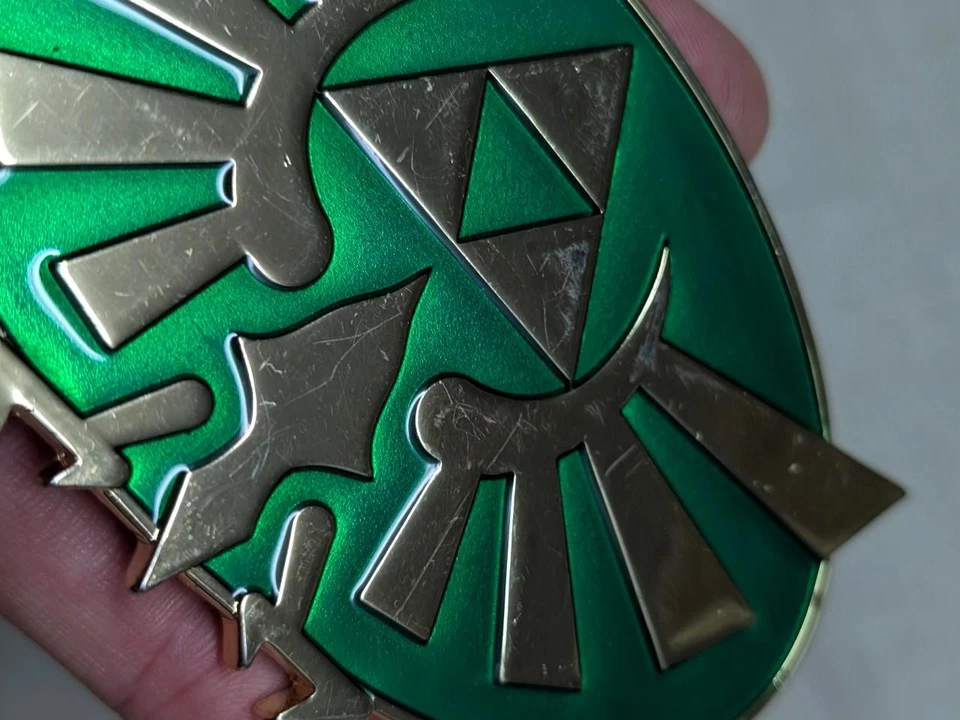 老式 2012 年皮带扣 ZELDA 绿色 NINTENDO Twighlight 公主珐琅西部 — 第 3/4 张图片